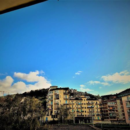 Acquamarina Holiday House Salerno Dış mekan fotoğraf