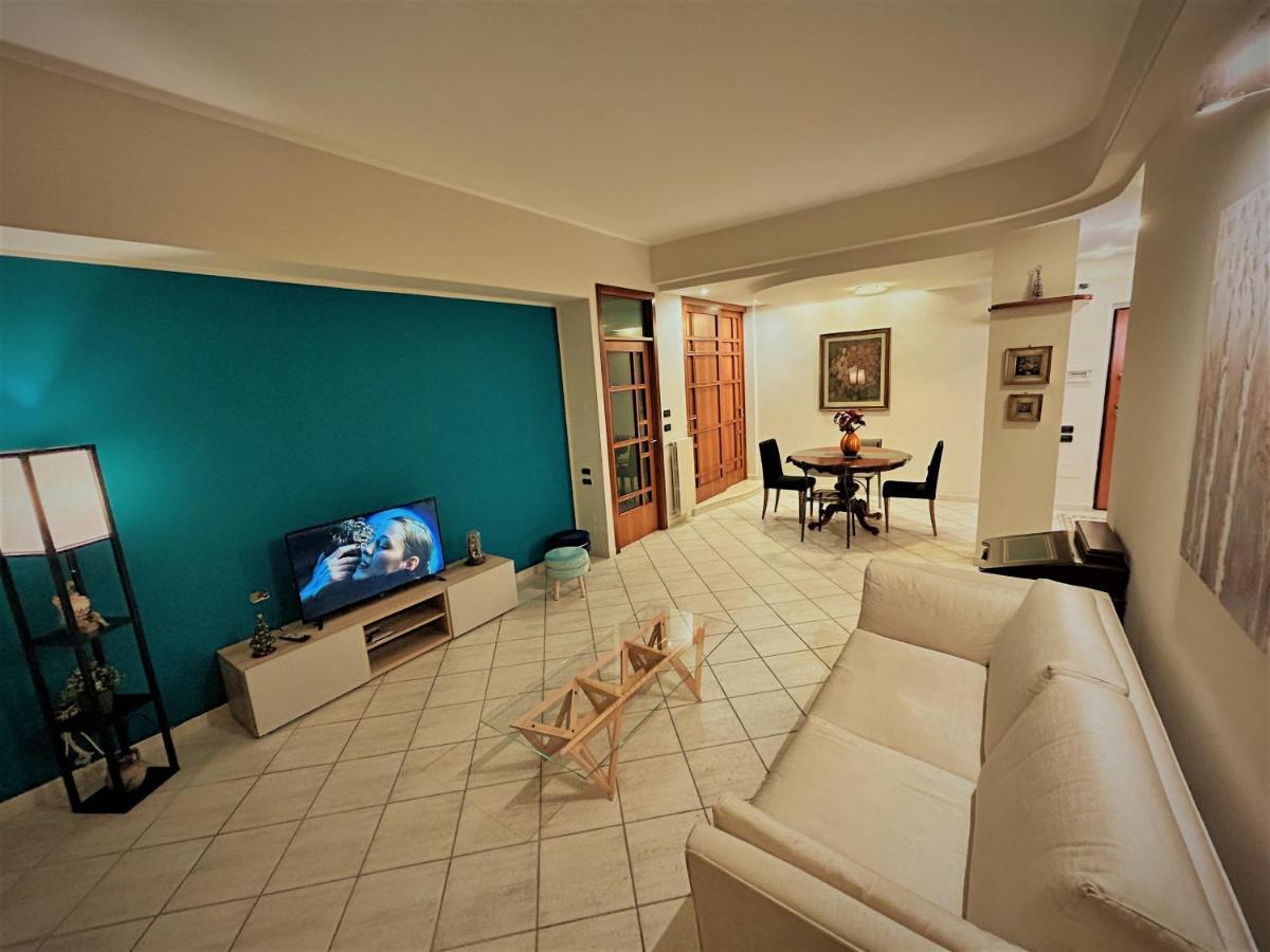 Acquamarina Holiday House Salerno Dış mekan fotoğraf