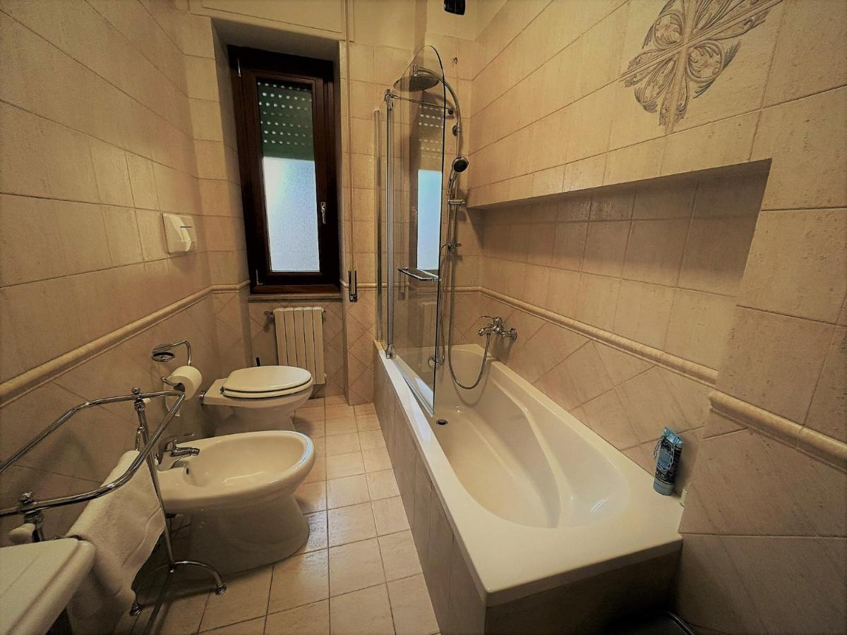 Acquamarina Holiday House Salerno Dış mekan fotoğraf
